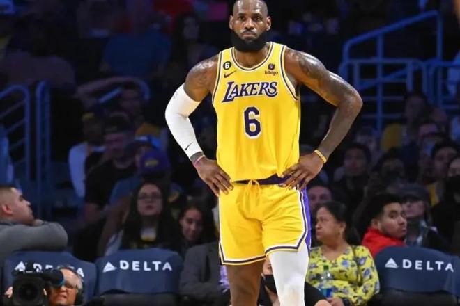 路横移至左 路横移至左