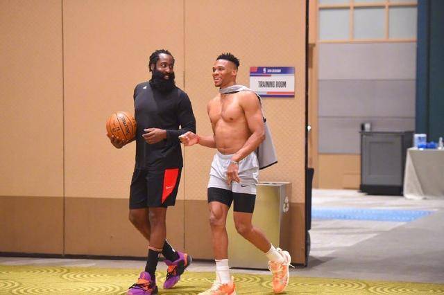 舞台节奏的 舞台节奏的